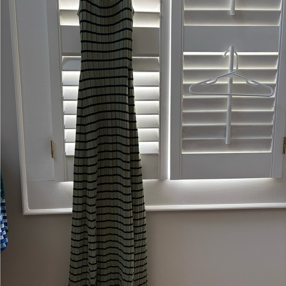 Green Maxi Dress Casual, Fitted